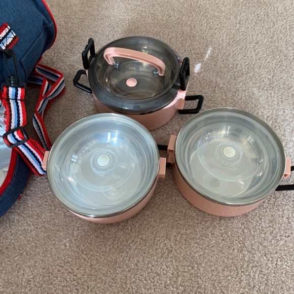 Lunchbox - Picture 3 of 4